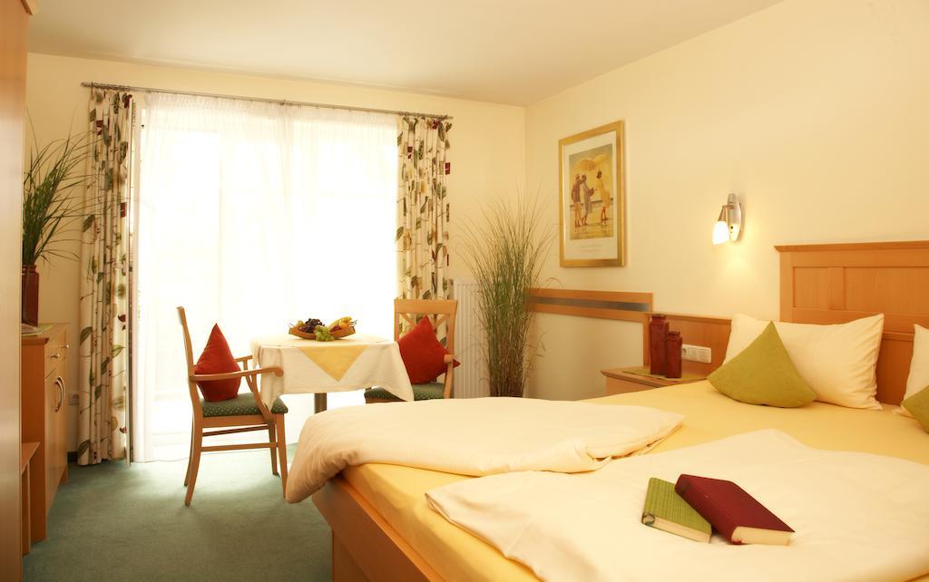 Apart-Hotel Pension Rossmayer Бад-Фюссинг Номер фото